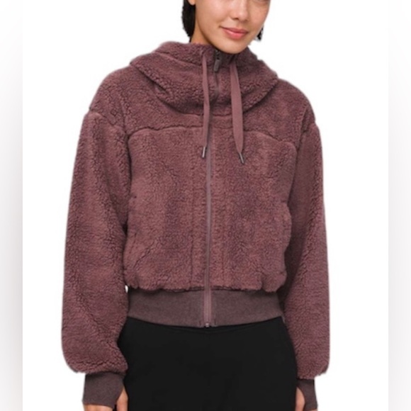 lululemon athletica Jackets & Blazers - Lululemon Cropped Scuba